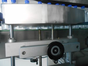 https://www.ublpacking.com/automatic-double-sides-labeling-machine-product/